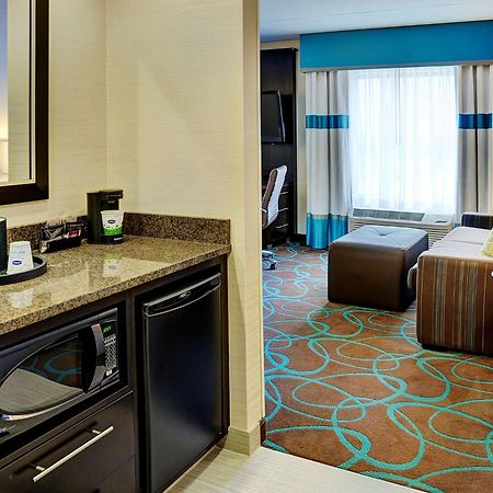 Hampton Inn By Hilton Winnipeg Bagian luar foto