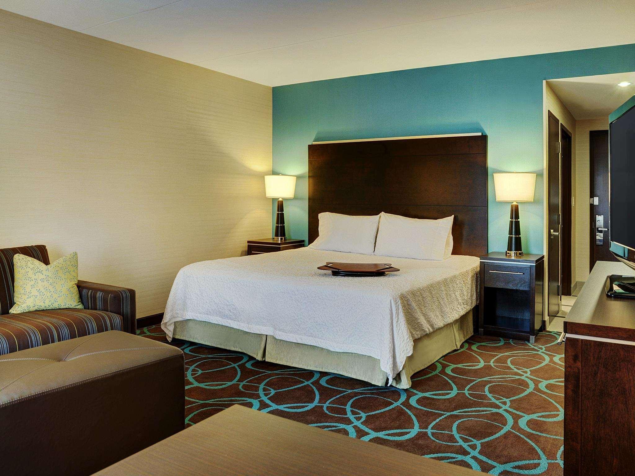 Hampton Inn By Hilton Winnipeg Bagian luar foto
