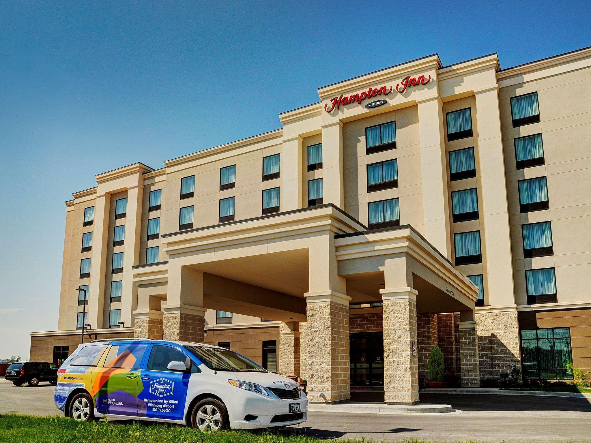 Hampton Inn By Hilton Winnipeg Bagian luar foto