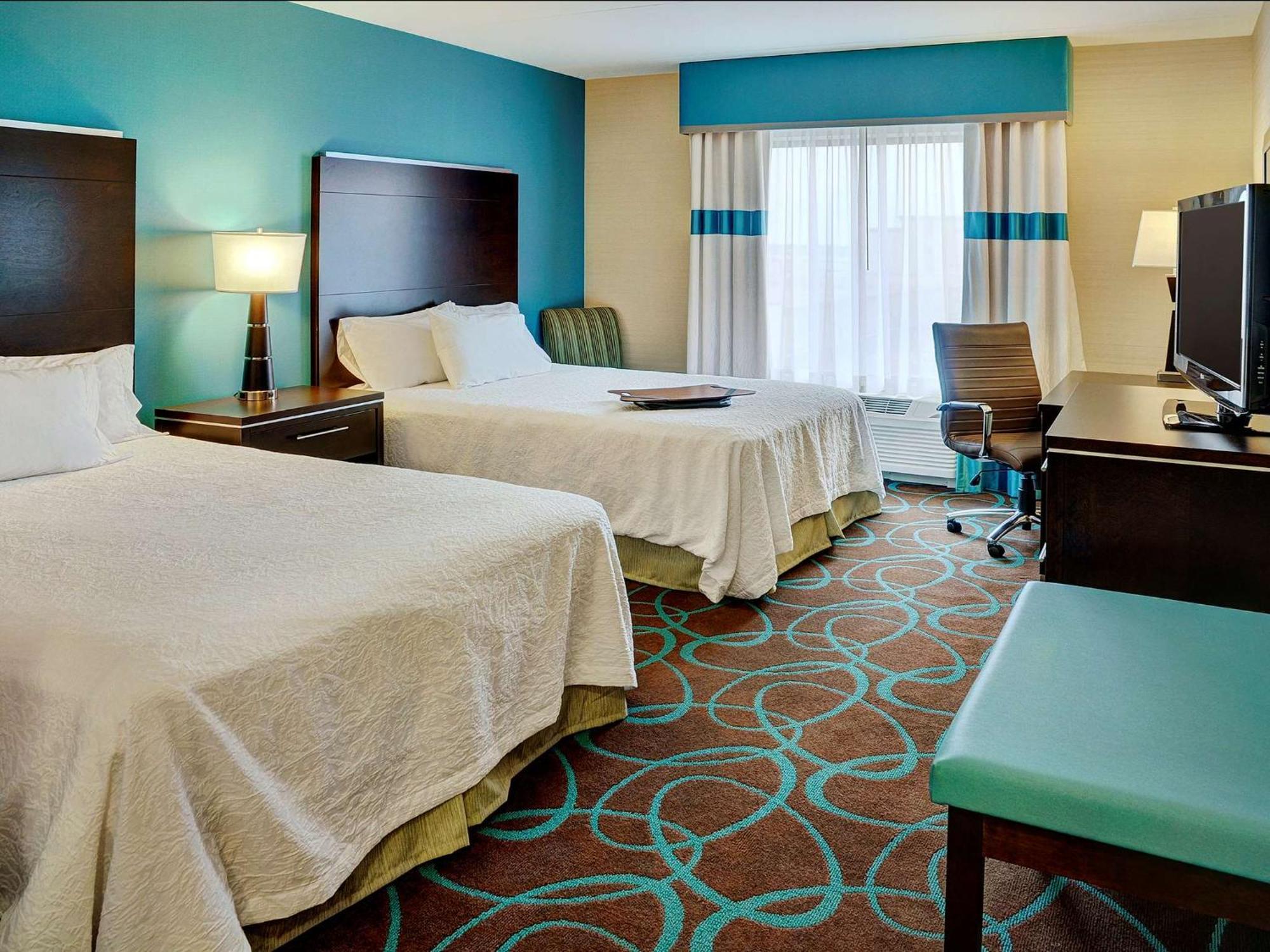 Hampton Inn By Hilton Winnipeg Bagian luar foto
